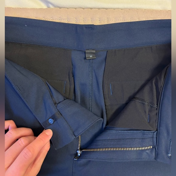 Lululemon - Men’s - Commission Pant (30/30) - True Navy - Picture 6 of 8